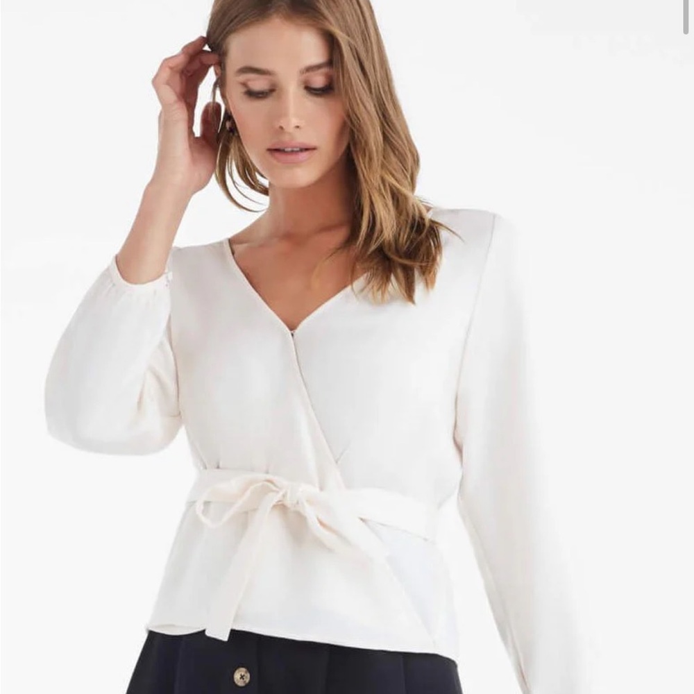 RARE Vetta Capsule Gathered Sleeve Wrap Top